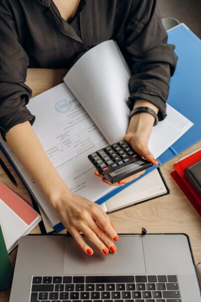 Accurately Calculate Taxes with the H&R Block Tax Calculator 2022